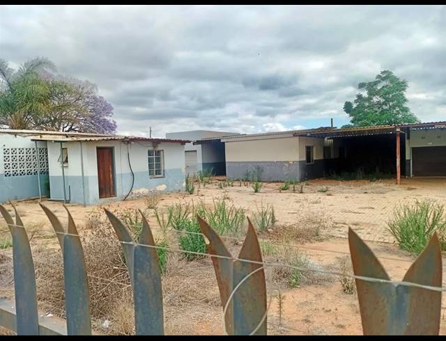 M² BUSINESS CENTRE FOR SALE IN MAGNA VIA INDUSTRIAL